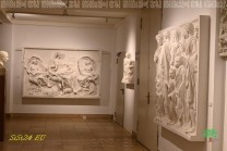 Antike Reliefs erzählen mit Körperhaltungen, Gesten und räumlicher Tiefe. (Bild: Stefan Siedler)
